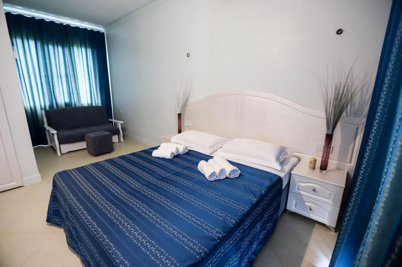 Hometel 4 Friends Gagra Ngoại thất bức ảnh